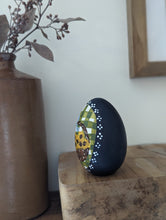 Load image into Gallery viewer, Sunflower Basket